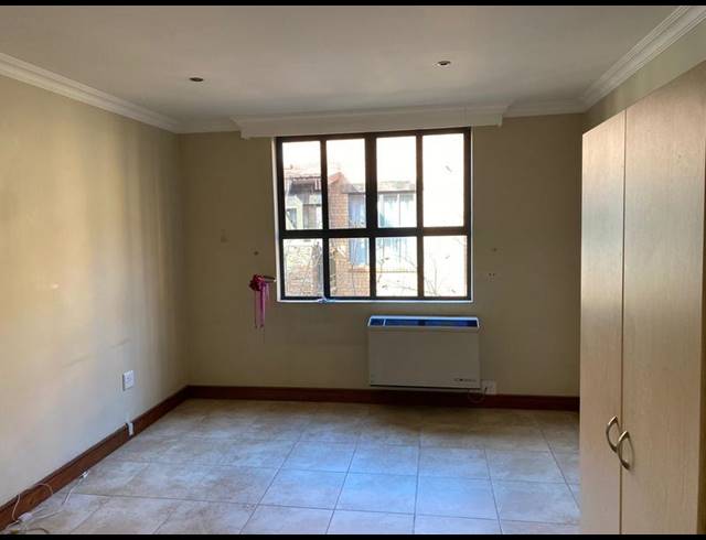 1 BEDROOM PROPERTY TO RENT IN NEWLANDS